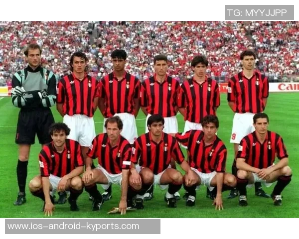 GQ评选年度最具创新与跨界合作的球衣米兰巴萨双双入围